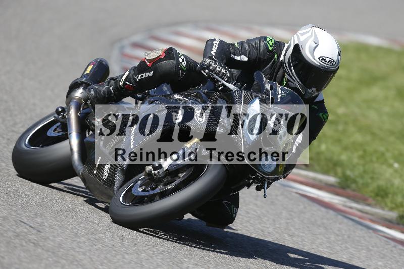 Archiv-2025/12 30.04.2025 Speer Racing ADR/Gruppe gelb/68